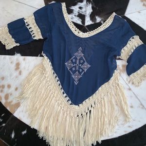 NWOT adorable blue fringe edge top